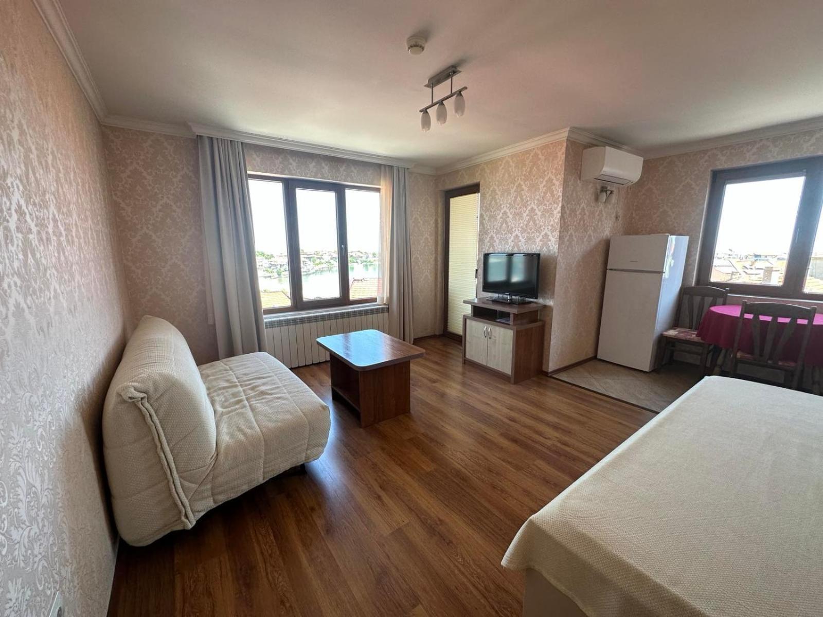 Family Hotel Radiana Sozopol Exterior foto